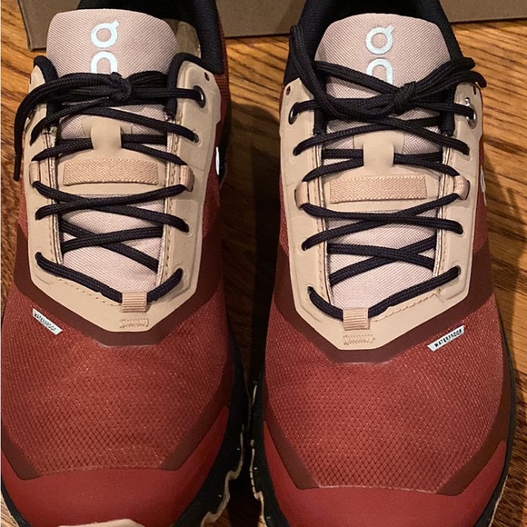 ON Cloudventure waterproof Womens assorted new - Picture 2 of 4